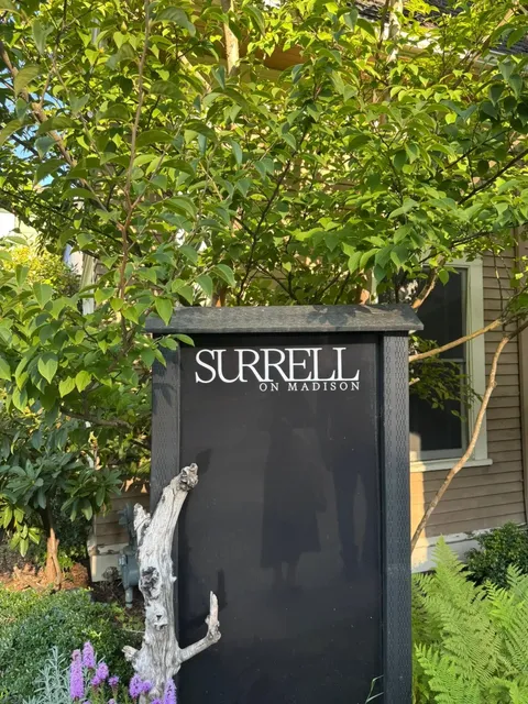 Seattle | A Beautiful Meal in a Secret Garden 🌸🍽️