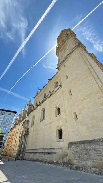 A Glimpse of Logroño - The Heart of Spanish Wine Country 🍷✨