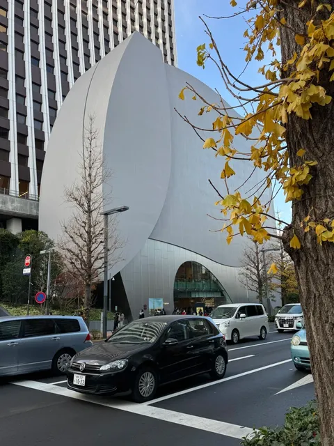 A Chance Encounter with Monet at the Sompo Museum 🎨🌟