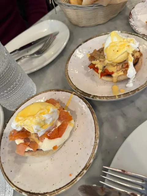 DMV Food Review｜Unlimited Small Plates Mediterranean Brunch! 🥘🥂  