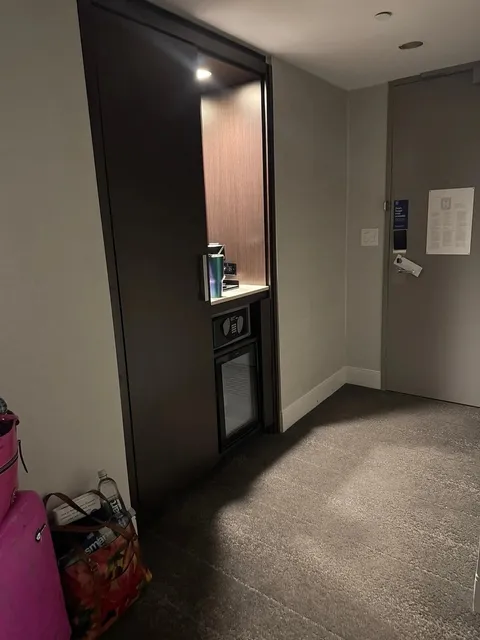 Atlanta! My Favorite Affordable Hotel I Hope Never Closes... 🏨✨