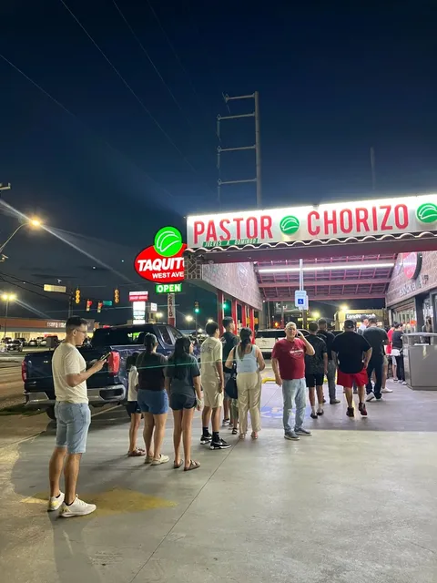 San Antonio, Texas | The Most Authentic Mexican Street Tacos! 🌮🇲🇽