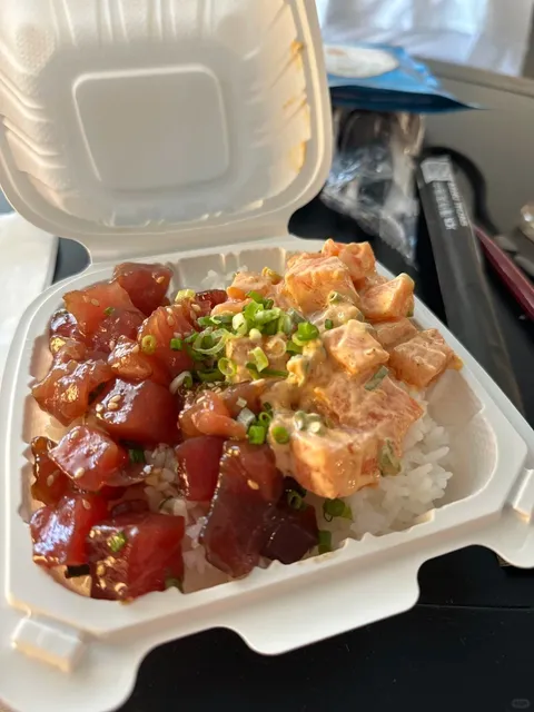 Suisan Fish Market – A Poke Lover’s Dream Come True!