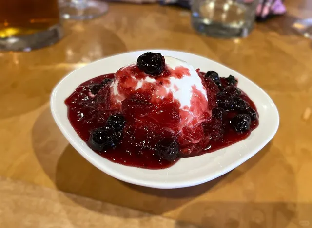 🦞 Seafood Buffet Review – Festive Vibe, Simpler Spread This Year 🎄