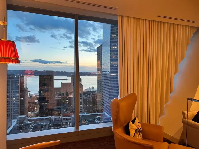 🌟 Luxury & Warm Asian Hospitality Combined! 🌟