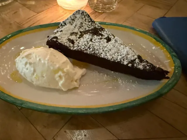 A Relaxed & Flavorful Evening at Rosemary’s West Village 🍷🌿