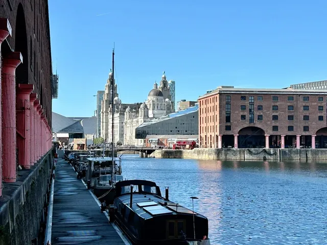 🇬🇧 Liverpool Half-Day Citywalk 🎸⚓