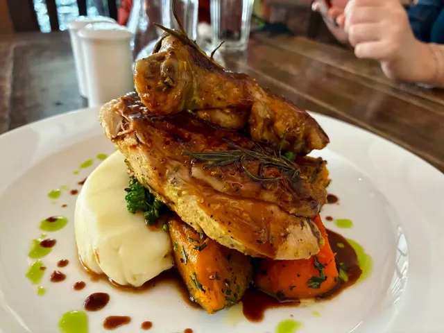 🇳🇵 Kathmandu Eats | Curilo Restaurant Review