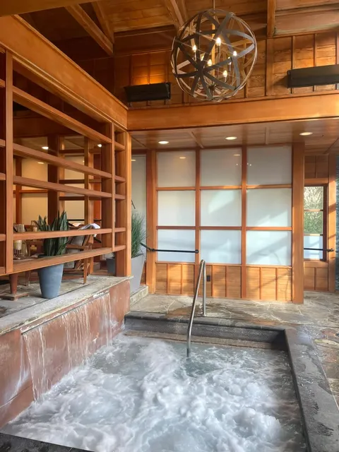 Seattle | There’s nothing like a winter hot spring bath for comfort!