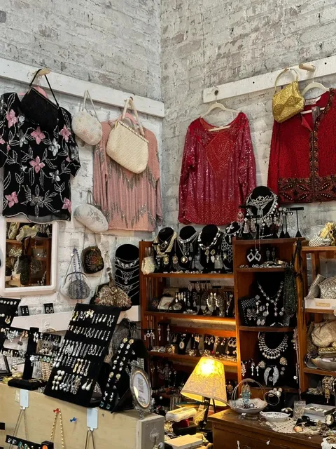 🛍️ Brooklyn Markets