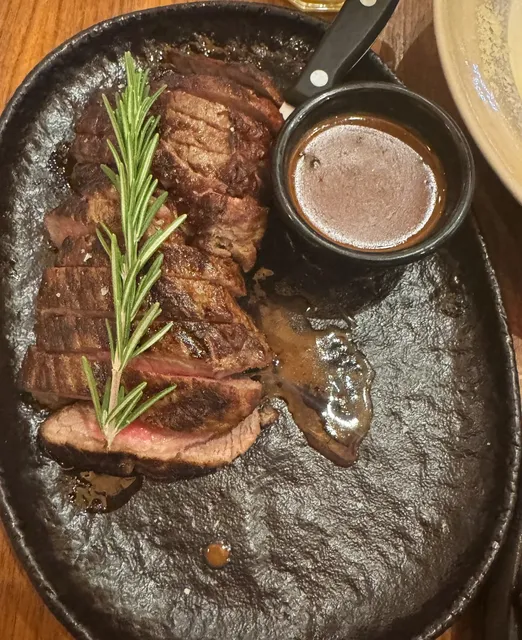 London Restaurant Hunt | Affordable Local British Eats