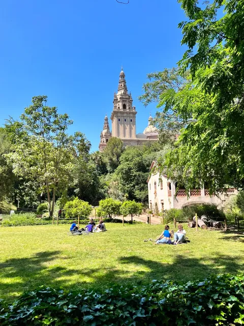 If you could have a picnic here, that would be super chill～～～