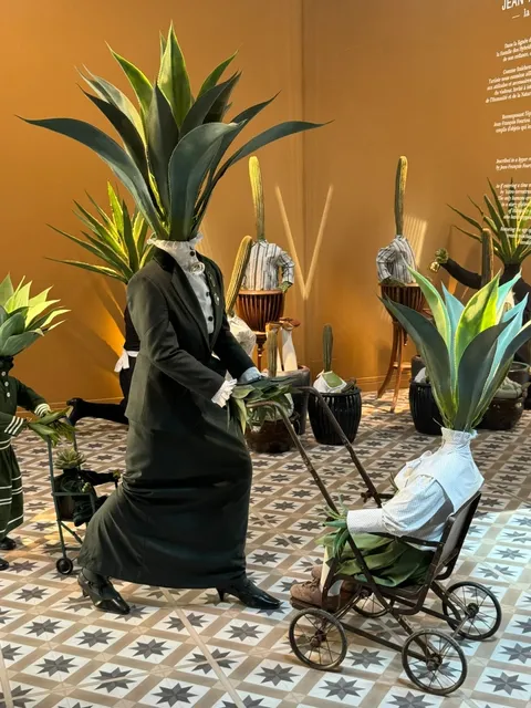 Paris Free Exhibition: A World of Fantasy 🌌🎨