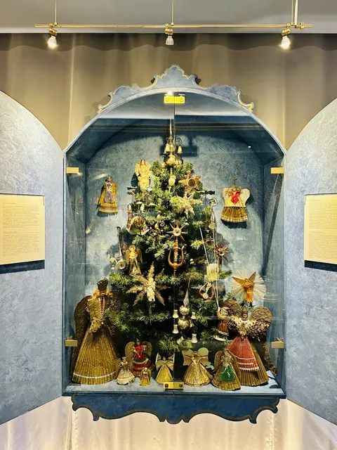 🎄 London's Ultimate Christmas Instagram-Worthy Spot