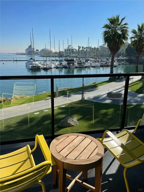 Don’t Miss This Hotel When Visiting Long Beach, LA! 🏨🌊