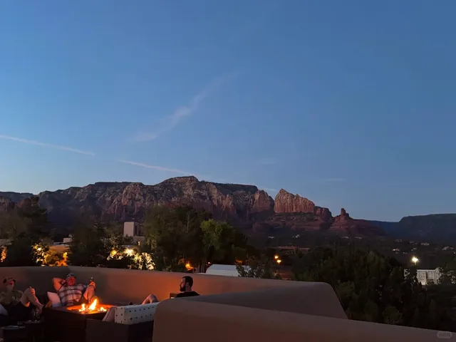 Sedona Travel Diary: Sunsets, Red Rocks & Spiritual Vortexes