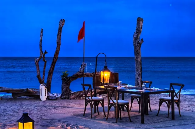 Sri Lanka | Trincomalee - Sigiriya