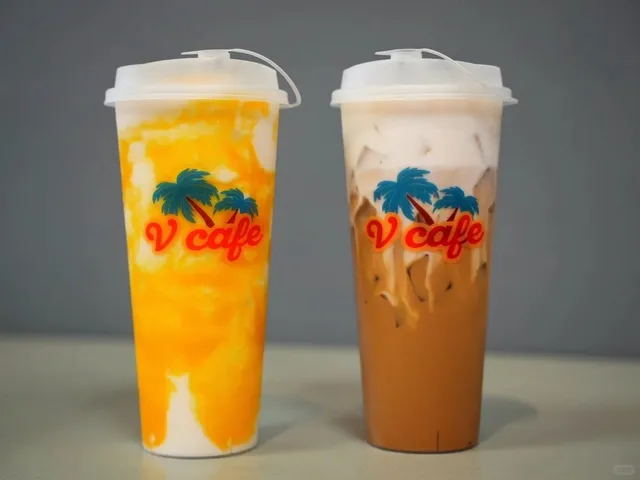 V Cafe's Lamb Skewers Are Absolutely Incredible! 🕌✨