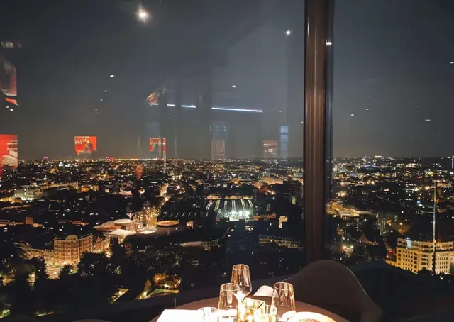 🥂 Brussels | A Panoramic Dining Experience 100 Meters Above 🌃