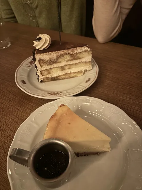 Classic Italian Restaurant: Giuseppe and Sons