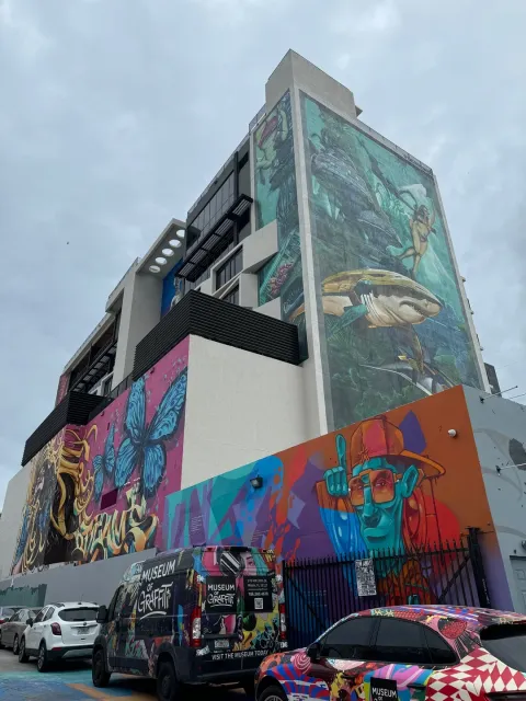 Fun & Well-Located Hotel in Miami! ✨