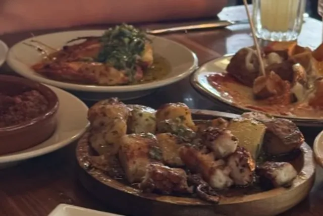 🍷 Barcelona Wine Bar | A Tapas-Fueled, Spanish Escape