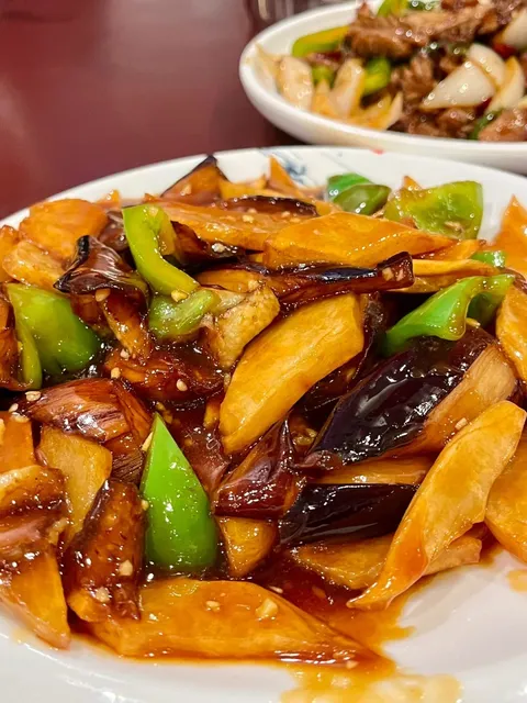 🇨🇦 Calgary Hidden Gem for Group Dining!