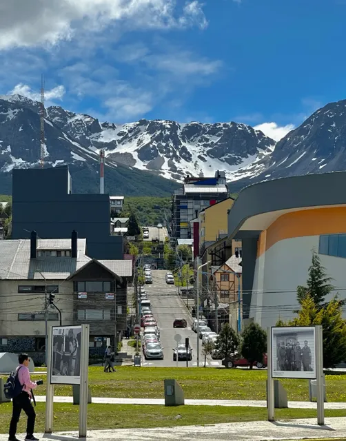  Ushuaia Day Trip Guide | Gateway to Antarctica & Tierra del Fuego​​