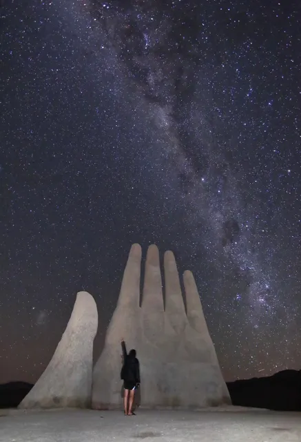 The Desert Hand Adventure: My 5AM Journey in Antofagasta 🌄✈️