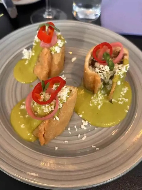 🍽️ Eating Through Madison: Kettle Black Kitchen