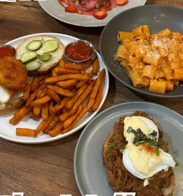 Hole in the Wall in New York 🌟