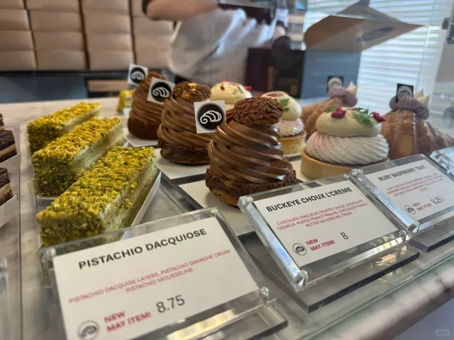 🥐 Hidden Gem｜Cincinnati’s TOP-TIER Bakery｜God-Level Croissants!