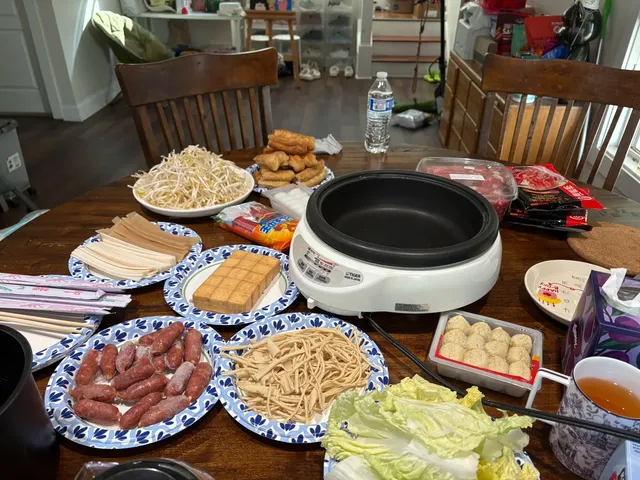 Crayfish & Hawthorn Delight at Metro Chef in Atlanta! 🦞🌿