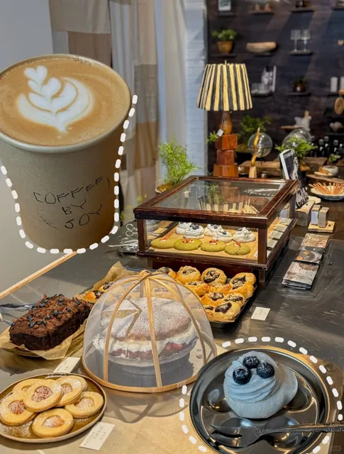 ✨ Toronto's Most Aesthetic Coffee Spot of 2025 is Here! ☕