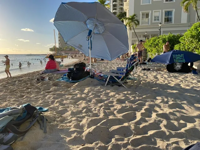  Honolulu 101: Your Emoji-Loaded Cheat-Sheet to Hawaii’s Capital