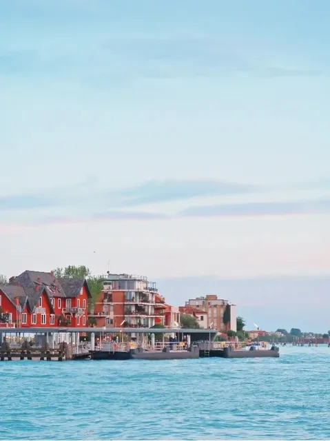 Promise me! When you're in Venice, you must visit Lido Island 🌍✨