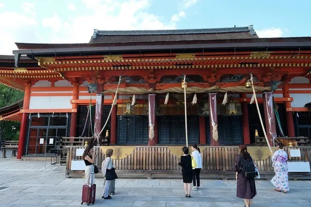 Osaka Travel Summary 12 - Yasaka Shrine (2)🌿
