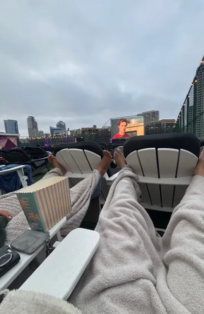 🌆 Skyline Views & Movie Fun – An Unforgettable Night! 🎬