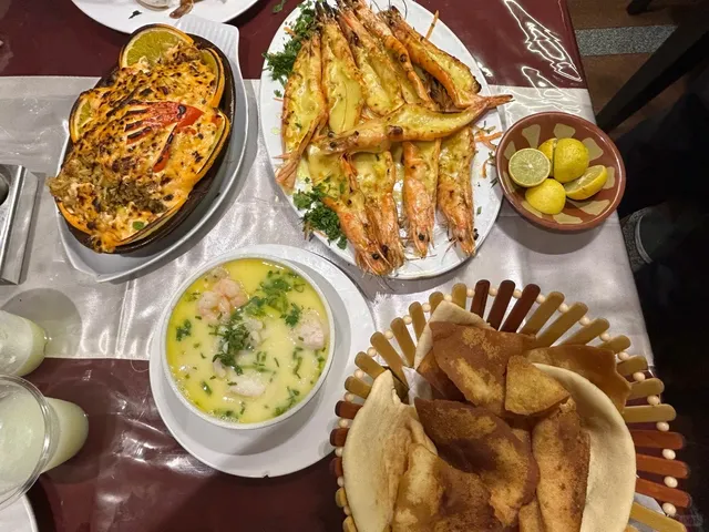 CAIRO SEAFOOD SAGA: the ₤80 Feast That Made Me Cry Tears of Joy