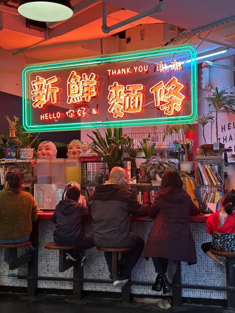 New York | Chelsea Market's Super Popular Biangbiang Noodles 🌊