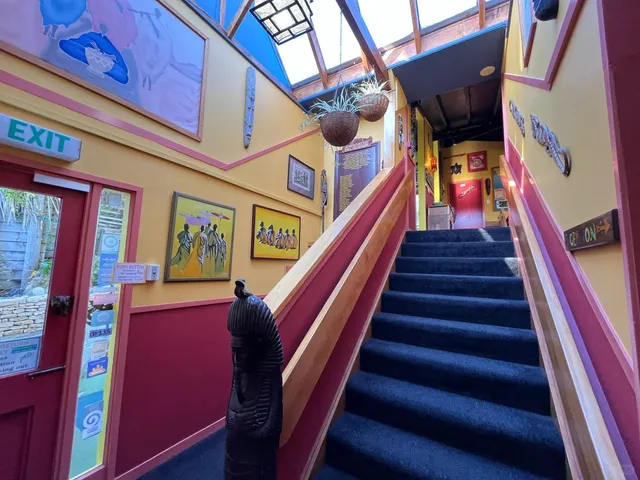 Greymouth｜Global Village Backpackers - Where the World Meets!