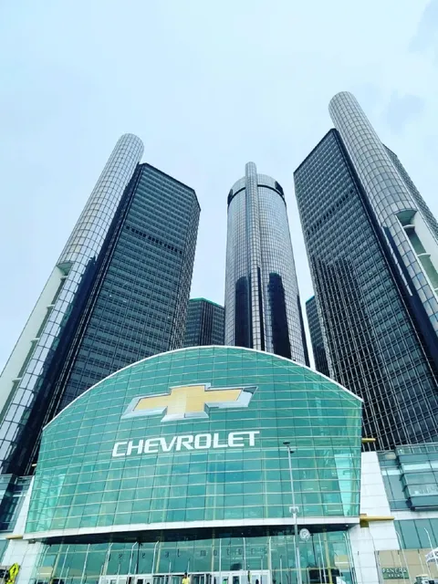 Detroit + Ann Arbor | 🚗 A 2-Day Michigan Road Trip Guide