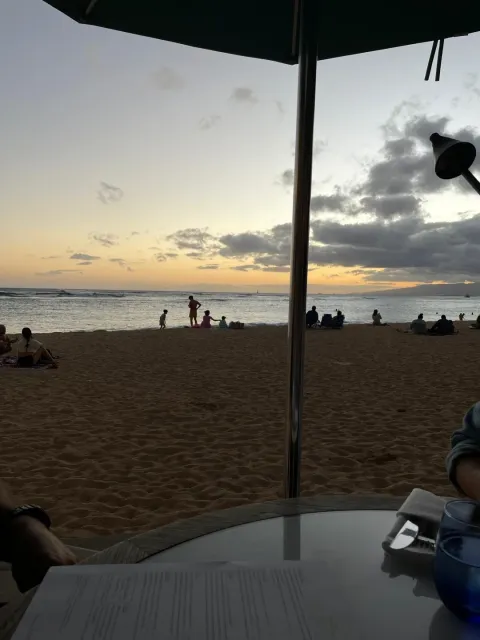 Your Go-To Kama'aina Staycation Spot! 🌺