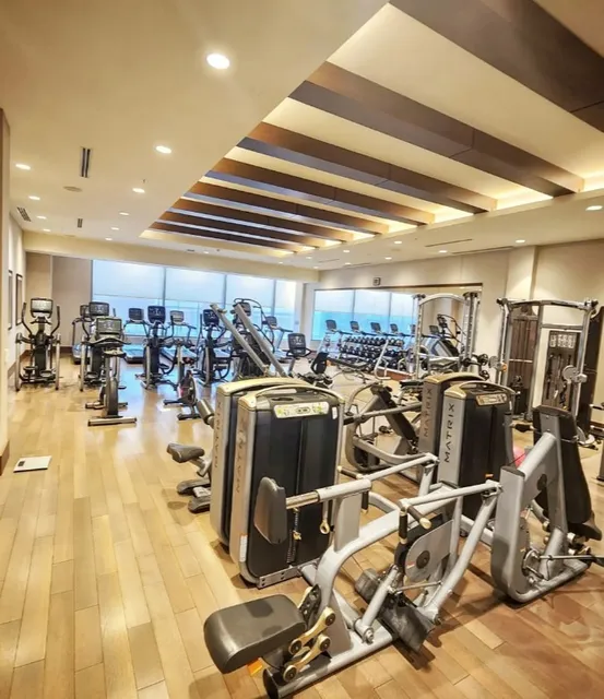 JW Marriott Minneapolis Mall of America | Sophisticated Transit Oasis