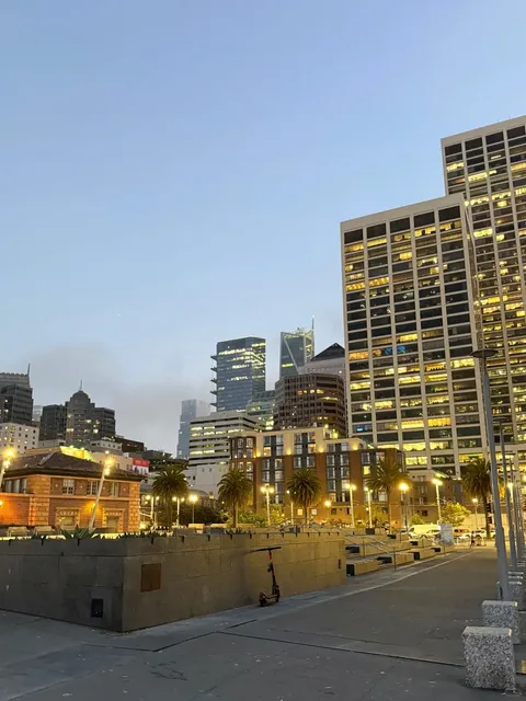A Serendipitous Encounter with the Ferry Building's Blue Hour 🌉✨
