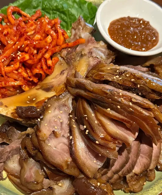 Boston Korean Pig Trotters Allston🇰🇷 Get in shape for autumn
