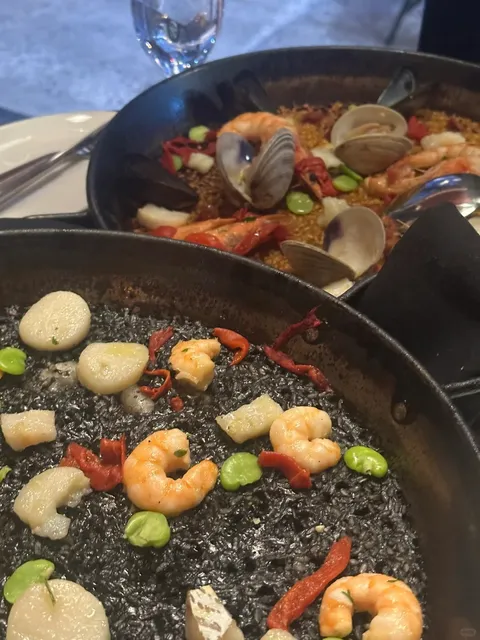 Socarrat Paella Bar | NYC’s $45 Paella Power Move 🇪🇸🔥  