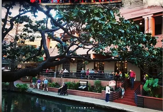 Travel Guide: San Antonio River Walk (2)🌟