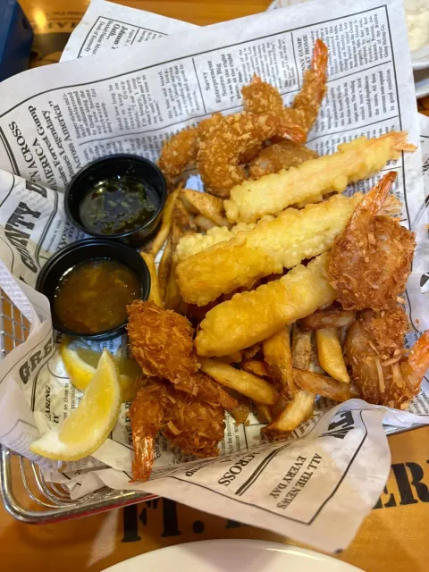 A Great Lunch & Summer Escape in Miami! 🍹