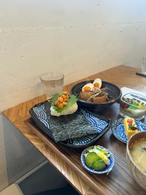 🇨🇦 One of Vancouver's Best Japanese Eateries - Takenaka